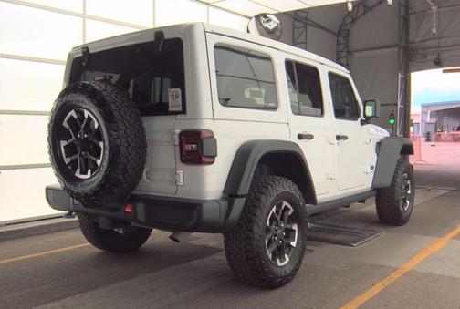 Bright White Clearcoat 2025 Jeep Wrangler 4xe Rubicon