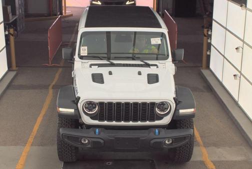 Bright White Clearcoat 2025 Jeep Wrangler 4xe Rubicon