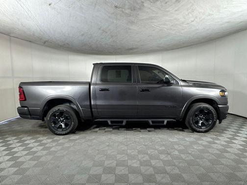 Granite Crystal Clearcoat Metallic 2025 RAM 1500 Big Horn/Lone Star