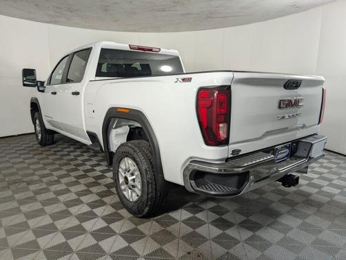 2025 GMC Sierra 2500 Pro