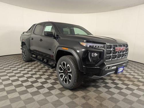 2025 GMC Canyon AT4