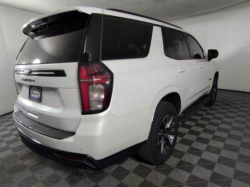 Iridescent Pearl Tricoat 2023 Chevrolet Tahoe Z71