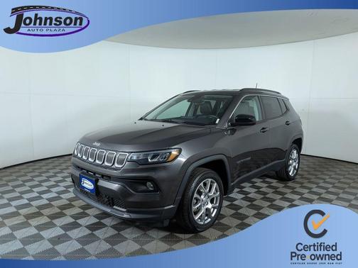 2022 Jeep Compass Latitude Lux