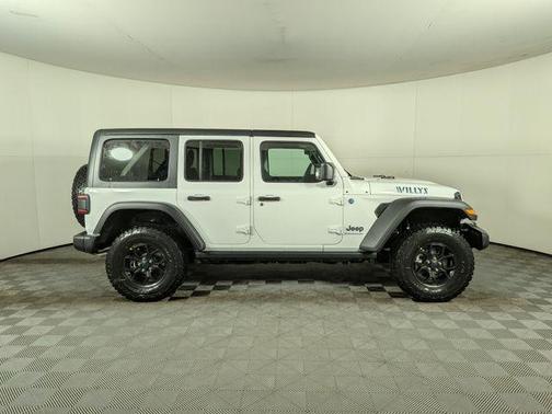 2025 Jeep Wrangler 4xe Sport
