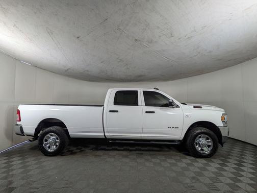 Bright White Clearcoat 2021 RAM 2500 Tradesman