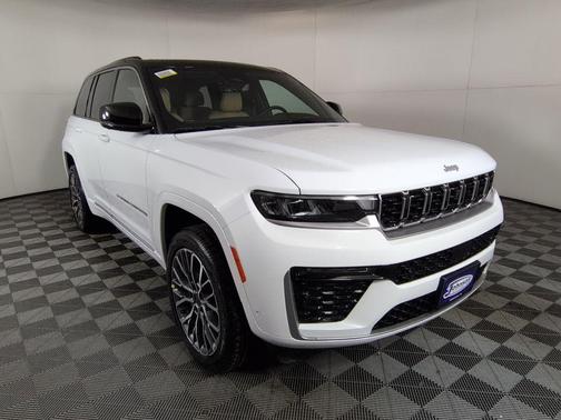 Bright White Clearcoat 2026 Jeep Grand Cherokee Summit