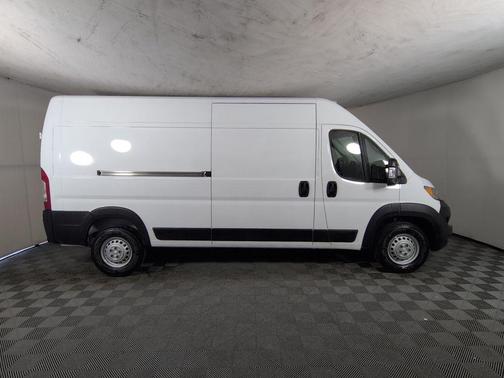 Bright White Clearcoat 2026 RAM ProMaster 2500 High Roof