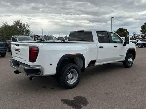 2026 GMC Sierra 3500 Pro