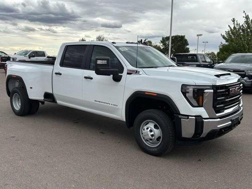 2026 GMC Sierra 3500 Pro