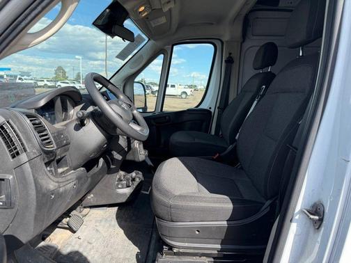 Bright White Clearcoat 2022 RAM ProMaster 2500 High Roof