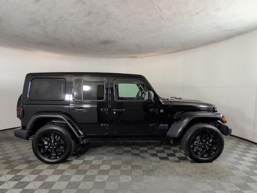 Black Clearcoat 2025 Jeep Wrangler 4xe Sahara