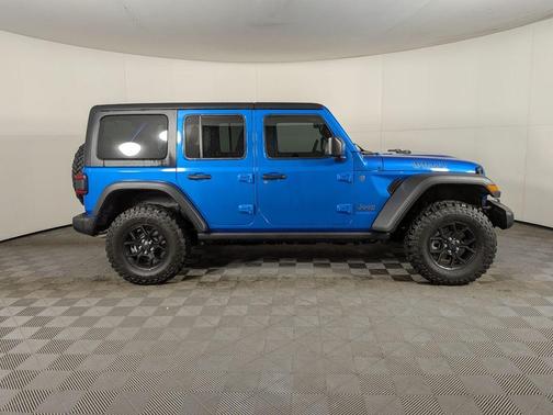2025 Jeep Wrangler 4xe Sport