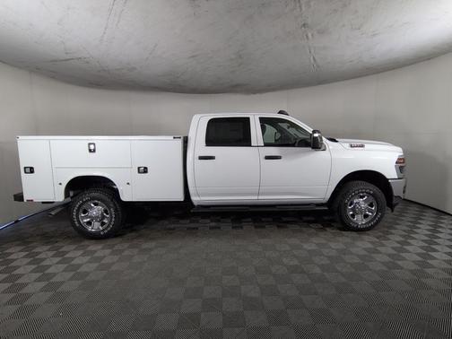 Bright White Clearcoat 2026 RAM 2500 Tradesman