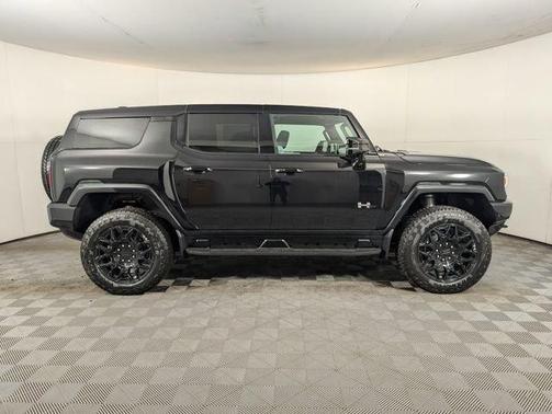 2025 GMC HUMMER EV SUV 2X