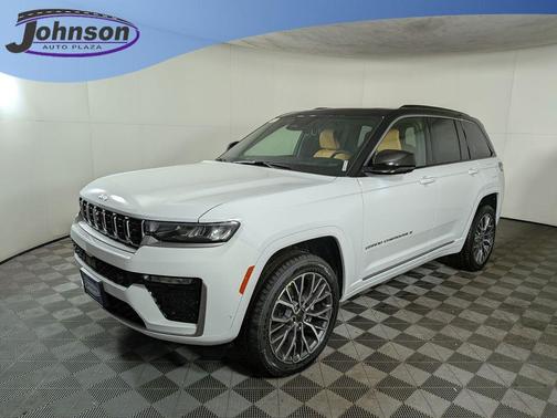 Bright White Clearcoat 2026 Jeep Grand Cherokee Summit
