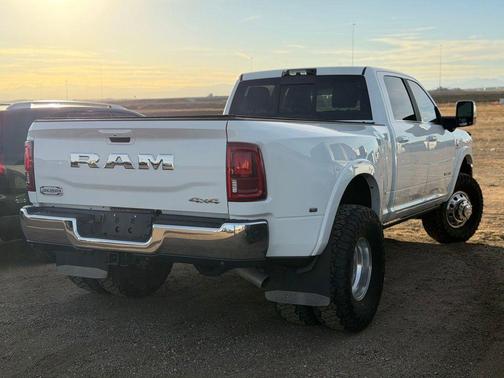 2025 RAM 3500 Limited