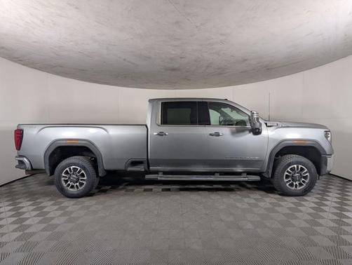 2024 GMC Sierra 3500 SLT