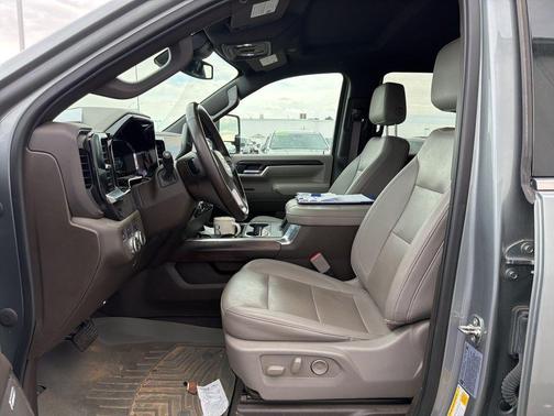 2024 GMC Sierra 3500 SLT