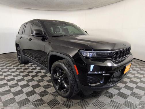 Diamond Black 2024 Jeep Grand Cherokee Limited