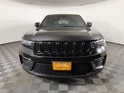 Diamond Black 2024 Jeep Grand Cherokee Limited