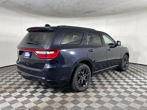 Night 2026 Dodge Durango GT Plus HEMI V8