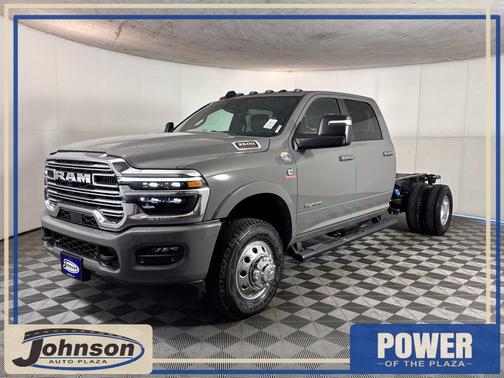 Ceramic Gray Clearcoat 2027 RAM 3500 Tradesman