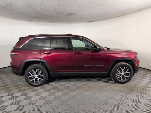 Velvet Red Pearlcoat 2023 Jeep Grand Cherokee Limited
