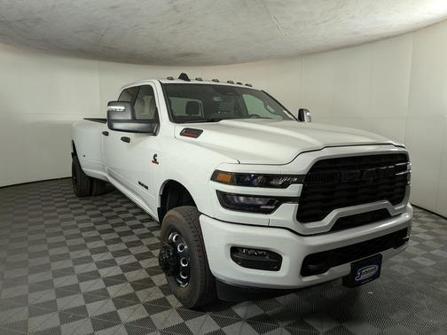 Bright White Clearcoat 2026 RAM 3500 Big Horn