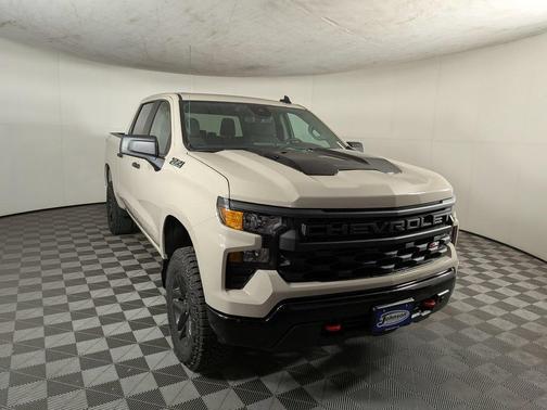 White Sand 2026 Chevrolet Silverado 1500 Custom Trail Boss