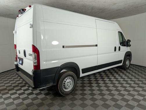 2026 RAM ProMaster 2500 Window Van High Roof