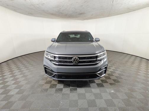 2022 Volkswagen Atlas Cross Sport 2.0T SEL R-Line