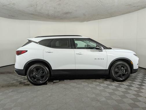 2026 Chevrolet Blazer LT