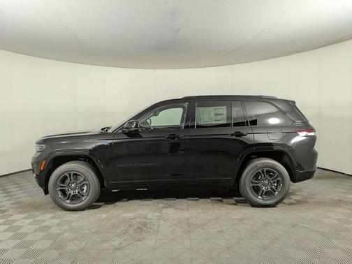 2025 Jeep Grand Cherokee 4xe Base