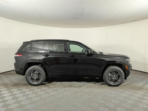 2025 Jeep Grand Cherokee 4xe Base