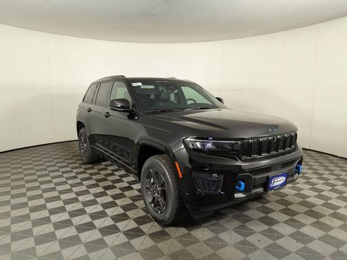 2025 Jeep Grand Cherokee 4xe Base