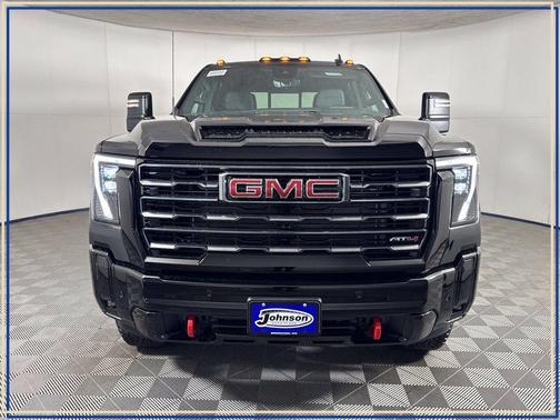 Onyx Black 2026 GMC Sierra 2500 AT4