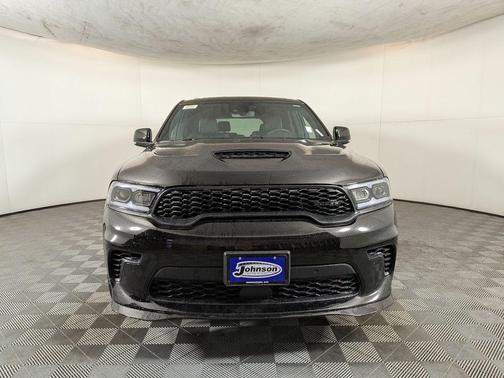 DB Black Crystal Clearcoat 2026 Dodge Durango GT Plus HEMI V8