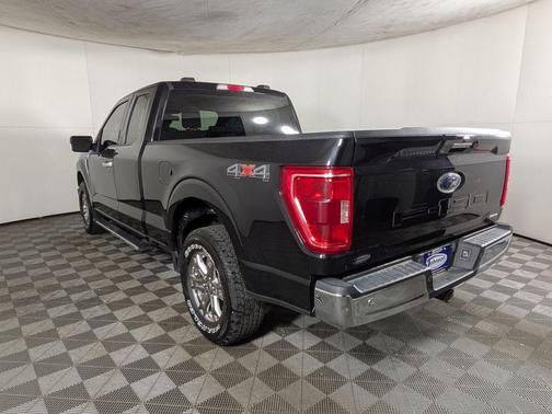 Black 2021 Ford F-150 XLT