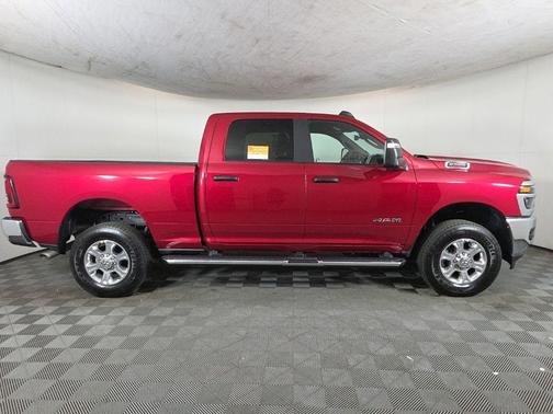 Molten Red Pearlcoat 2026 RAM 2500 Big Horn