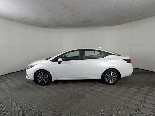 2021 Nissan Versa 1.6 SV