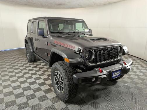 Granite Crystal Clearcoat Metallic 2026 Jeep Wrangler Rubicon