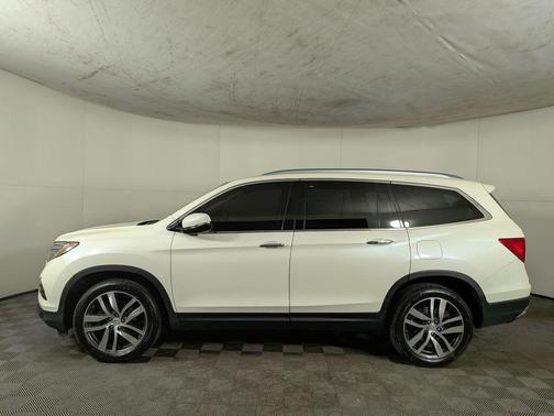 2016 Honda Pilot Elite