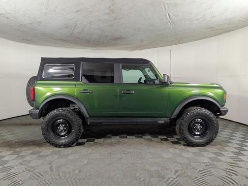 2022 Ford Bronco Black Diamond