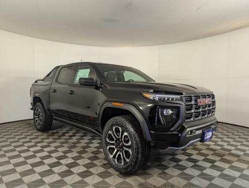 2025 GMC Canyon AT4