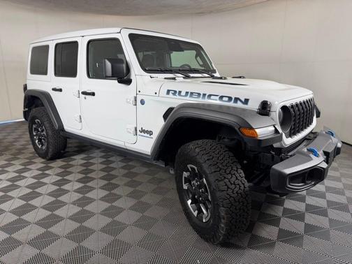 Bright White Clearcoat 2025 Jeep Wrangler 4xe Rubicon