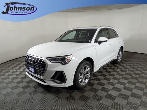 2025 Audi Q3 45 S line Premium