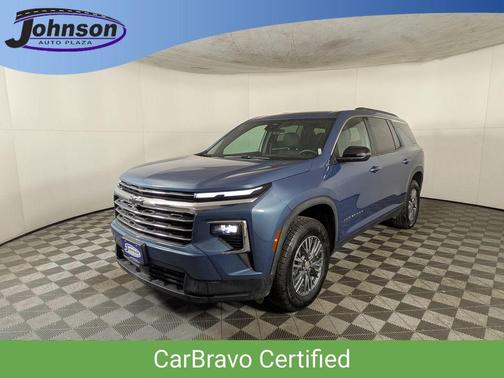 Lakeshore Blue Metallic 2025 Chevrolet Traverse LT