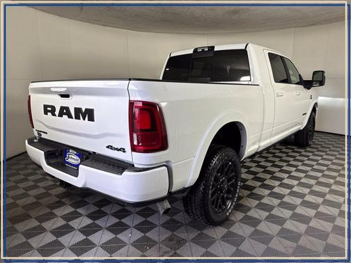 Bright White Clearcoat 2027 RAM 2500 Limited