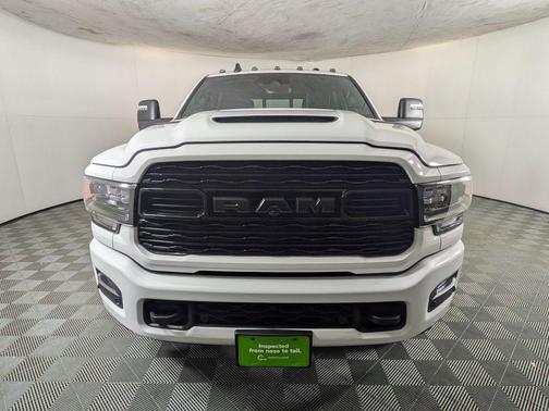 2023 RAM 3500 Limited
