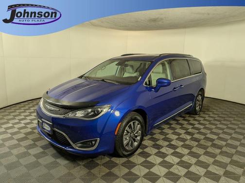 Ocean Blue Metallic 2020 Chrysler Pacifica Touring-L Plus